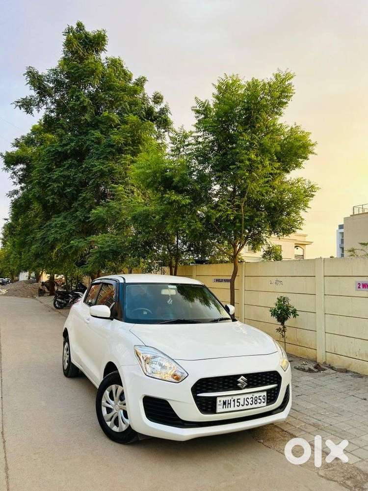 Maruti Suzuki Swift 1.2 Vxi (o), 2024, Petrol