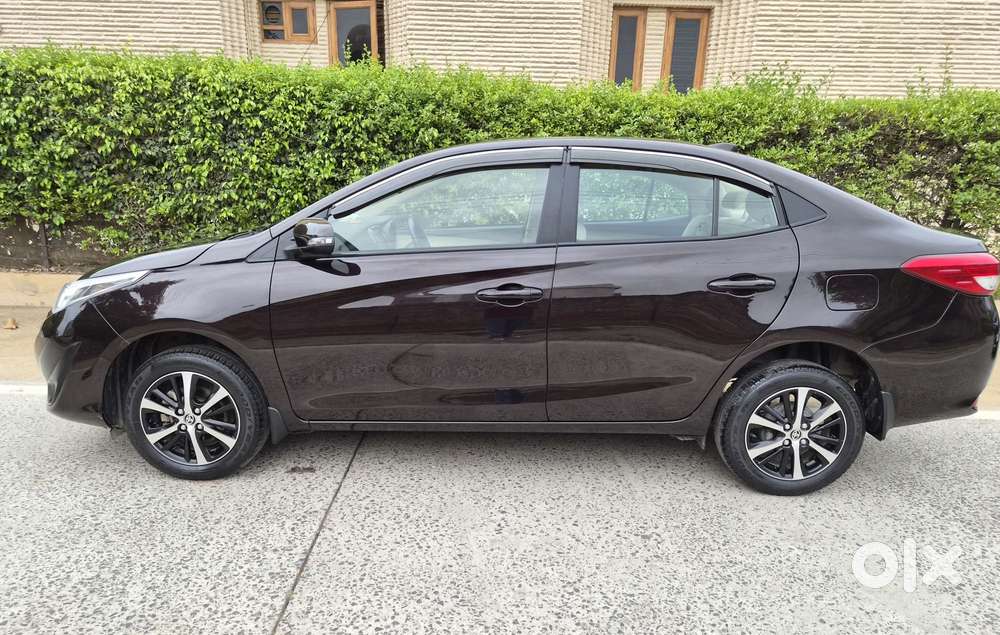 Toyota Yaris G Cvt, 2020, Petrol