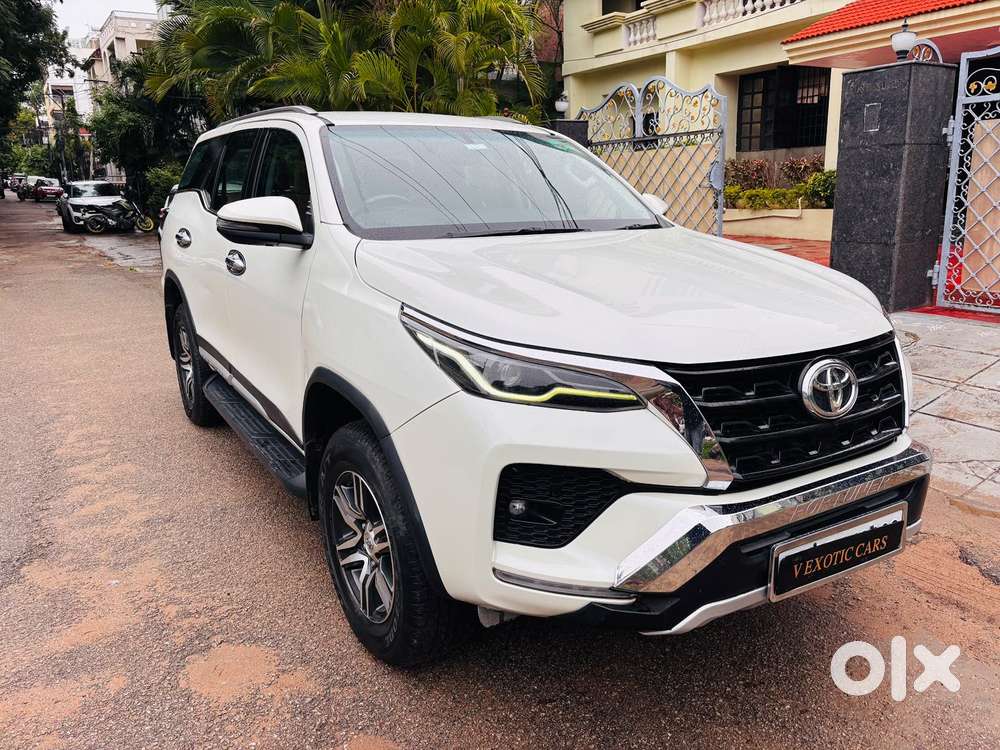 Toyota Fortuner 4x2 At 2.8 Diesel, 2022, Diesel