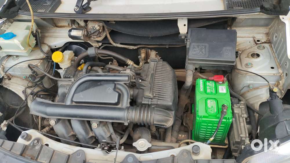 Renault Kwid 2019-ongoing 1.0 Rxt Amt (o), 2016, Petrol