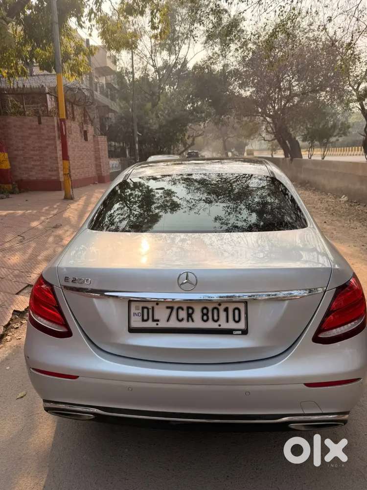 Mercedes E 200