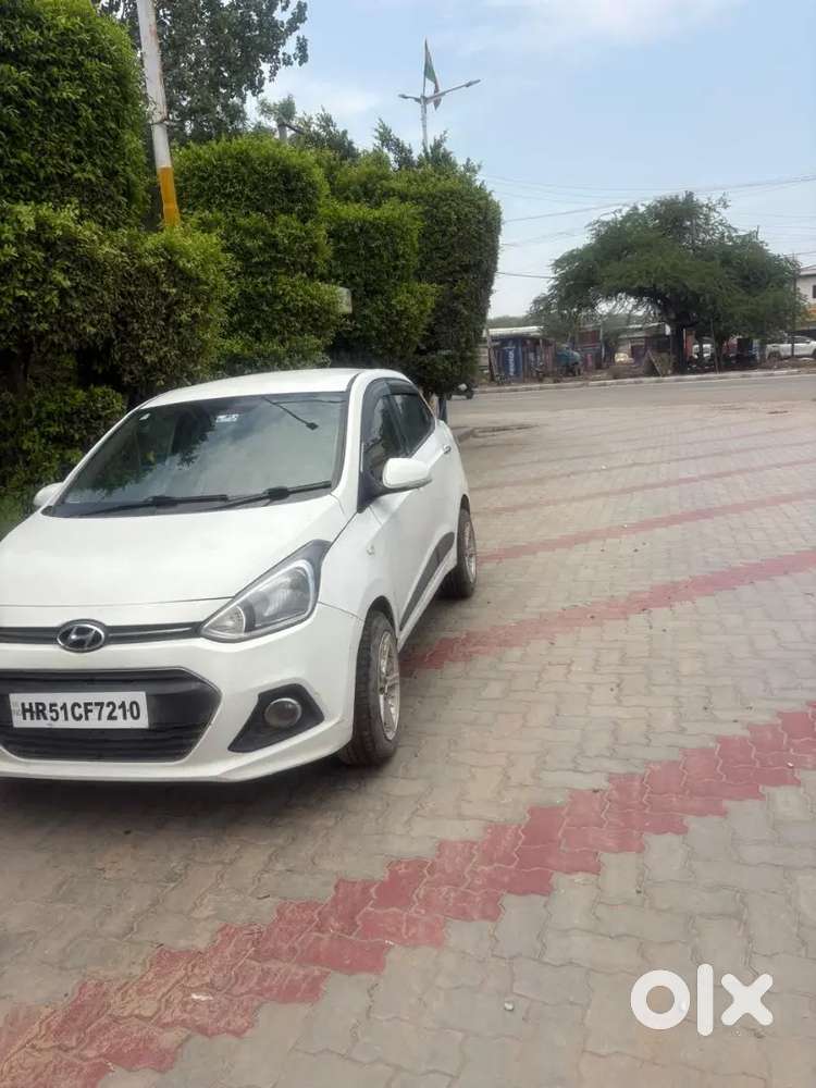 Hyundai Xcent Base 2017