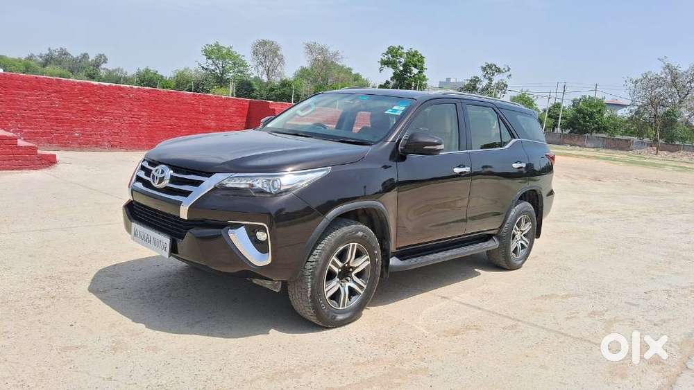 Toyota Fortuner 4x2 At 2.8 Diesel, 2020, Diesel