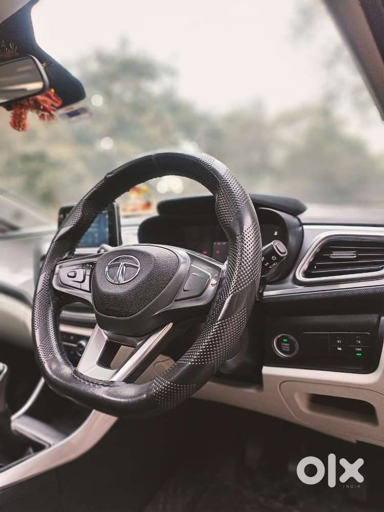 Tata Altroz Xz Plus (s) Icng, 2023, Cng & Hybrids