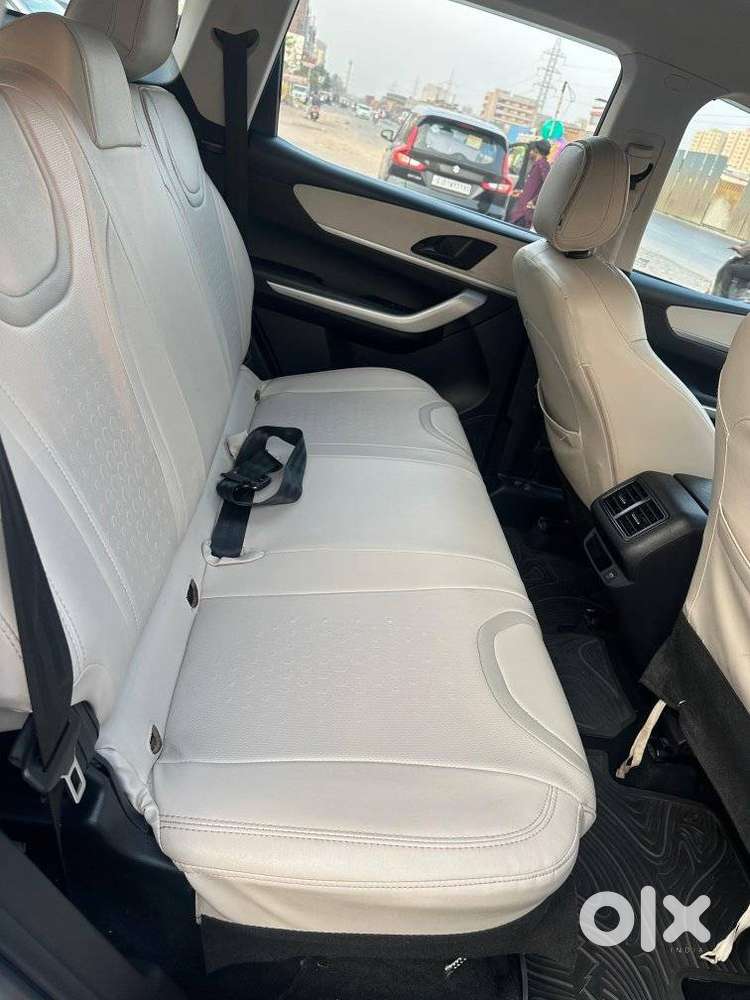 Mahindra Xuv700 2.2 Ax 3 Diesel Mt 5 Str, 2022, Diesel