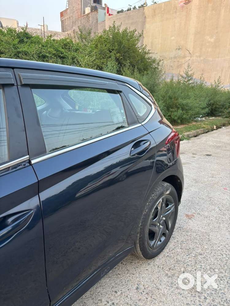 Very Well Maintained New I20 For Sale .