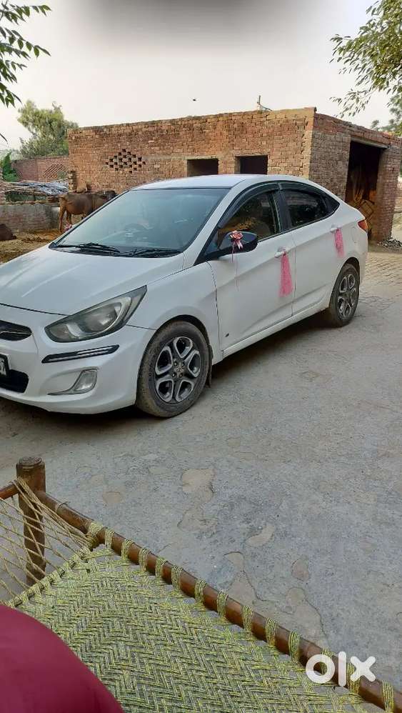 Hyundai Verna 2015 Diesel 150000 Km Driven