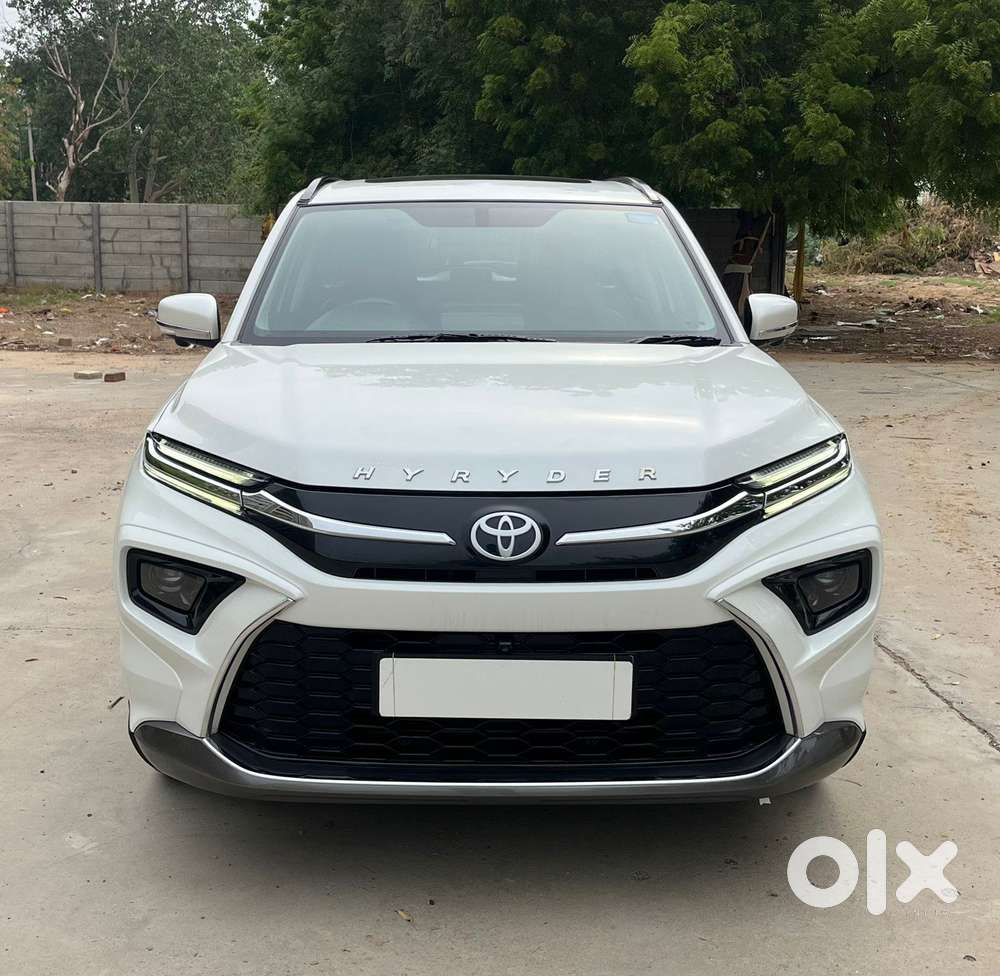 Maruti Suzuki Grand Vitara 1.5 Alpha Smart Hybrid Allgrip, 2025, Pet..