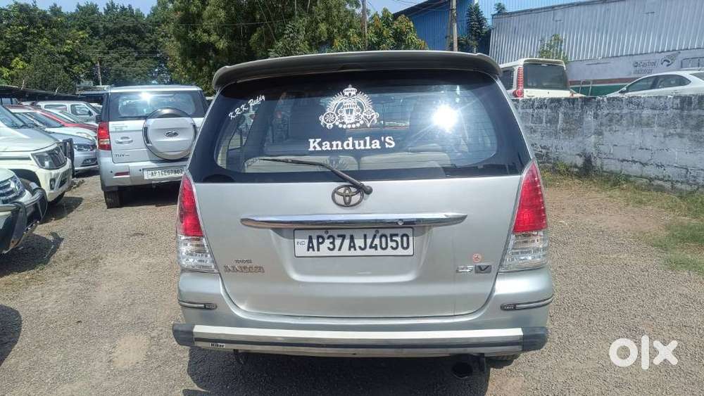 Toyota Innova 2.5 V 7 Str, 2005, Diesel