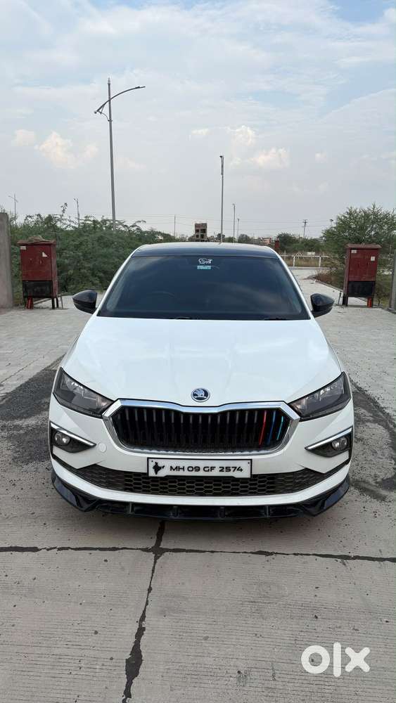 Skoda Slavia 1.0 Ambition Tsi, 2023, Petrol