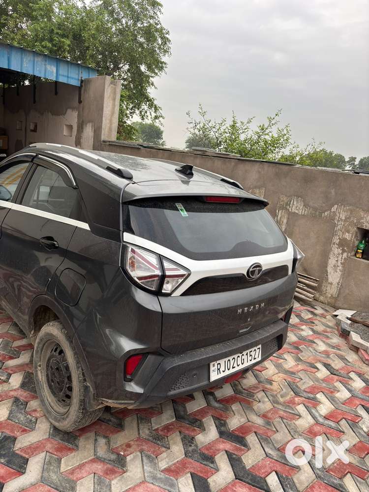 2022 Tata Nexon 1.2 Petrol Manual