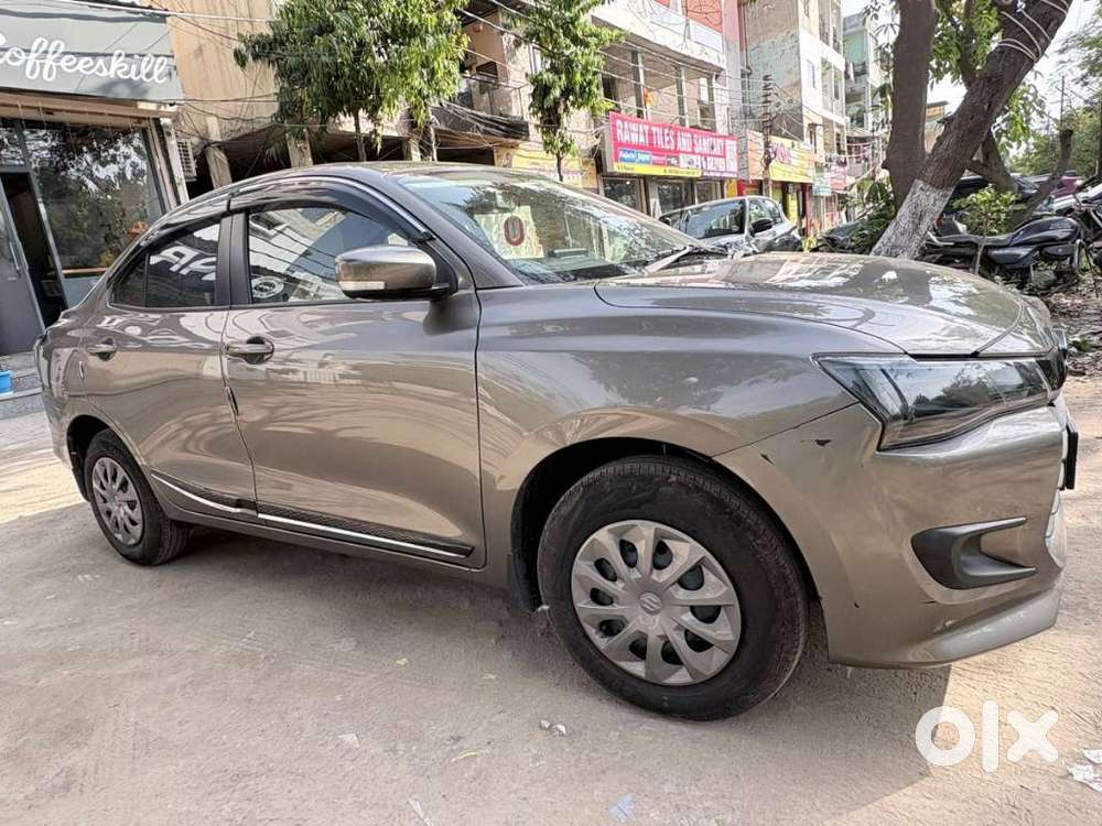 Maruti Suzuki Dzire 1.2 Vxi Cng, 2025, Cng & Hybrids