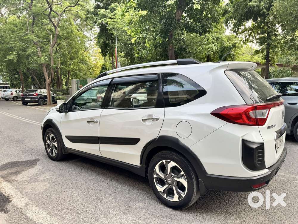 Honda Br-v Style Edition V Cvt, 2016, Petrol