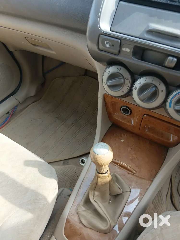Honda City Zx Petrol 2006