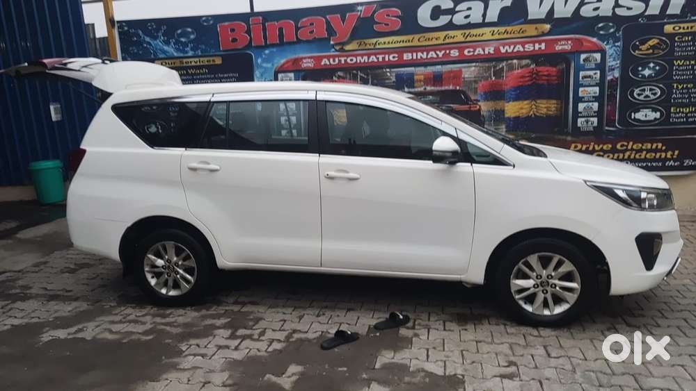 Toyota Innova Crysta 2019