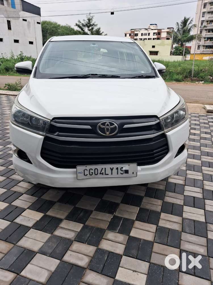 Toyota Innova Crysta 2.4 Gx Mt, 2017, Diesel