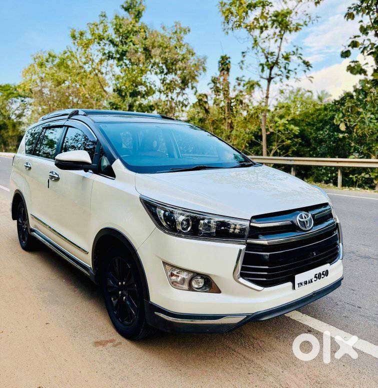 Toyota Innova Crysta 2.4 Leadership Edition, 2020, Diesel