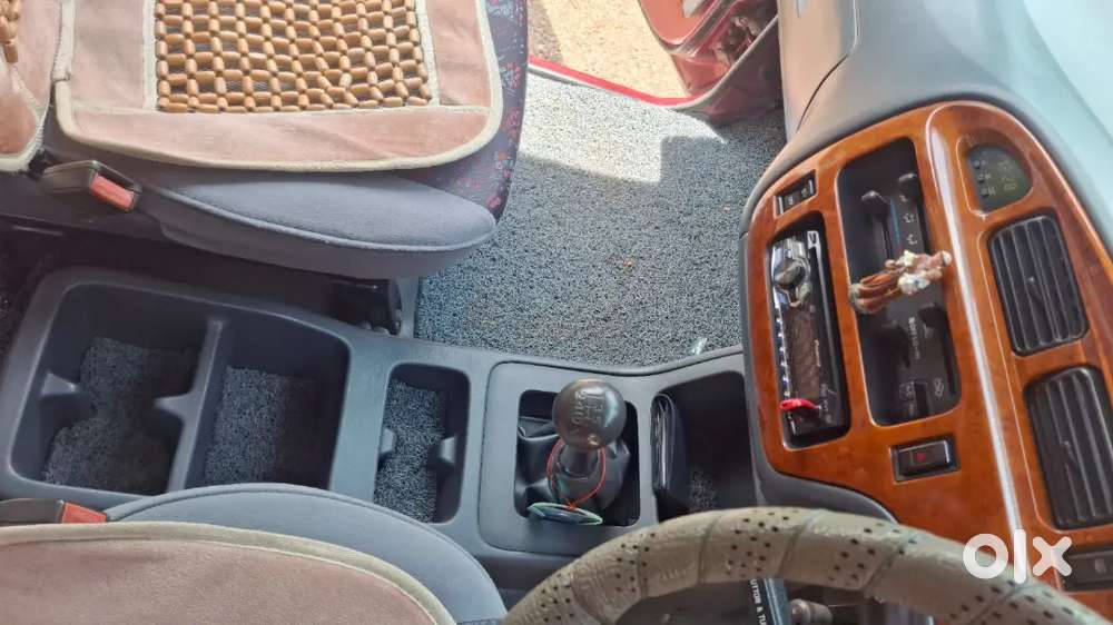 Toyota Qualis 2004 Diesel Well Maintained, Good Condition