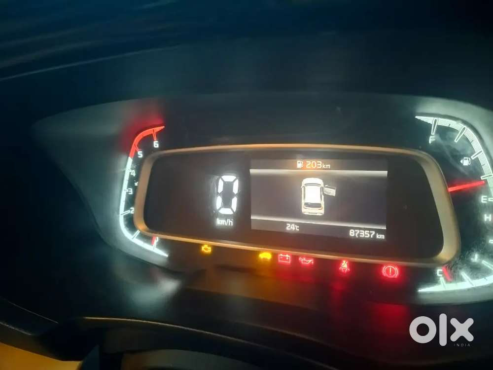 Kia Sonet 2022 Diesel New Tyres New Insurance Extended Warranty