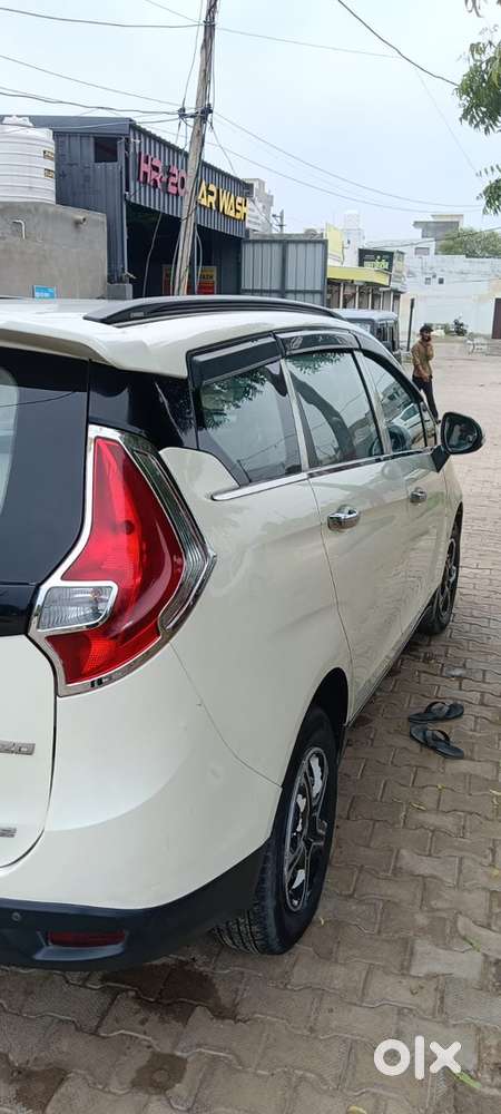 Mahindra Marazzo Diesel 2019