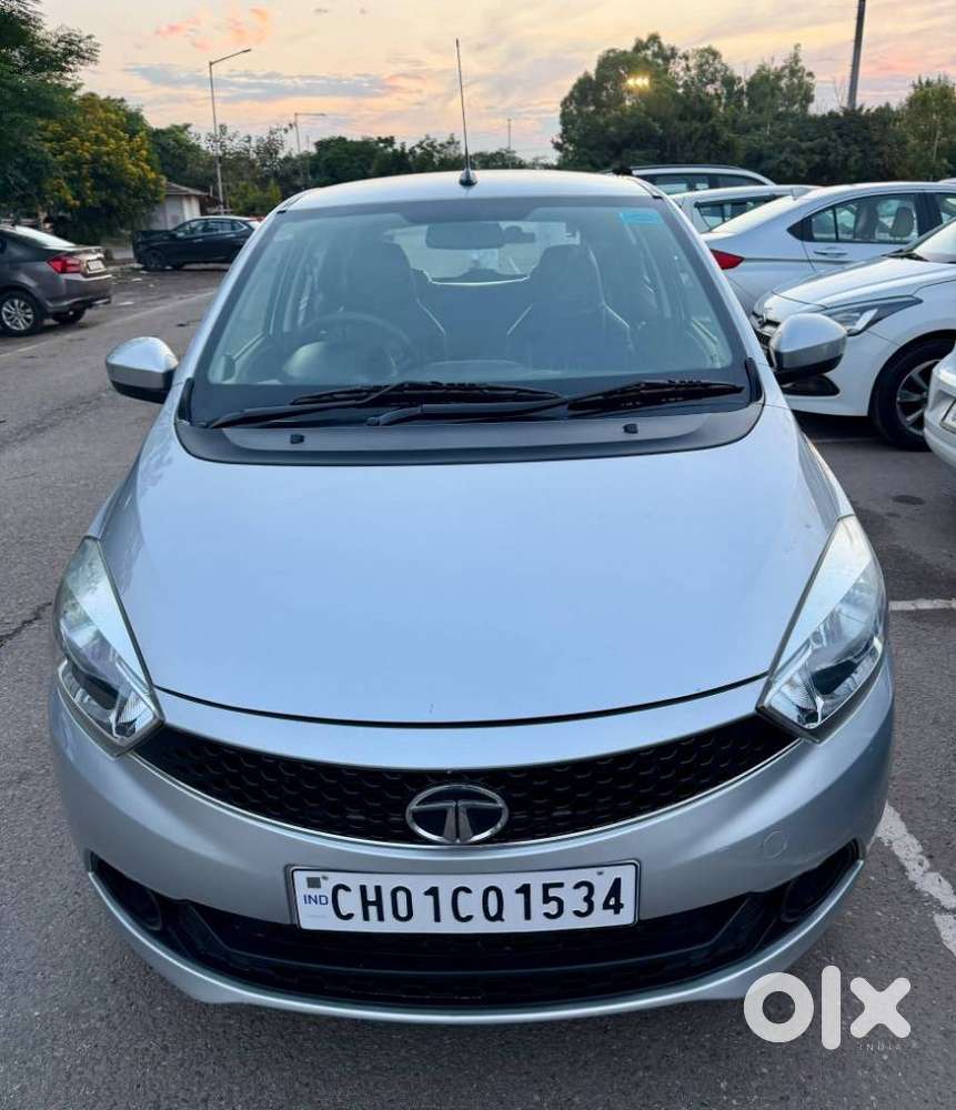 Tata Tiago 1.2 Revotron Xt (o), 2017, Petrol