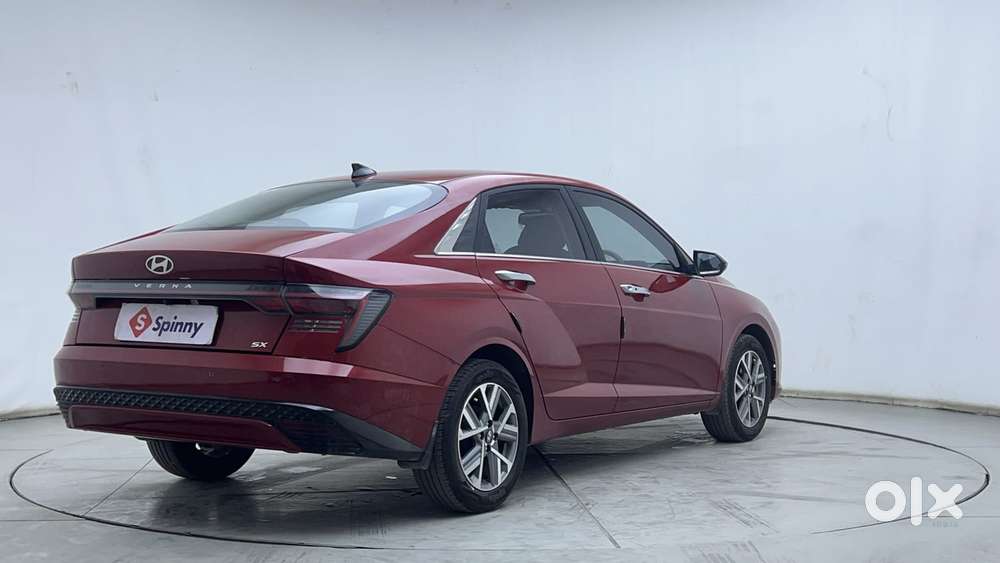 Hyundai Verna 1.5 Sx Petrol Mt, 2024, Petrol