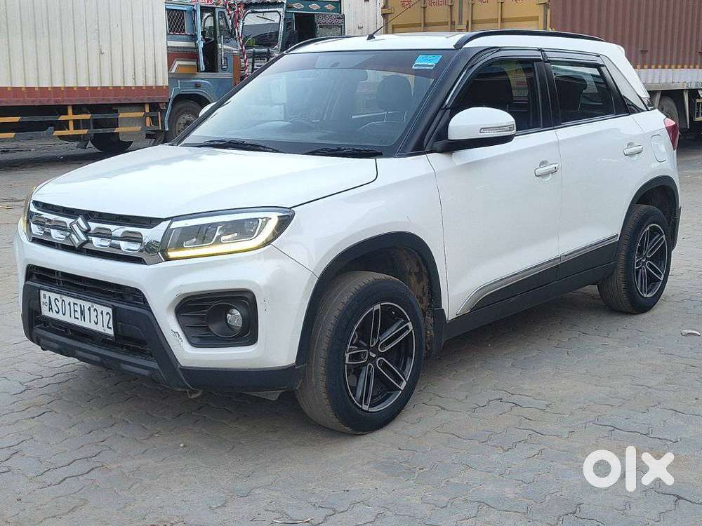 Maruti Suzuki Brezza 1.5 Zxi Smart Hybrid, 2020, Petrol