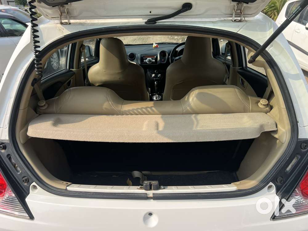 Honda Brio 2013-2016 Vx At, 2016, Petrol