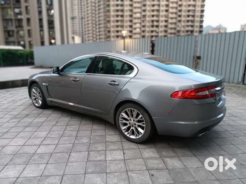 Jaguar Xf 2012 Diesel 120000 Km Driven