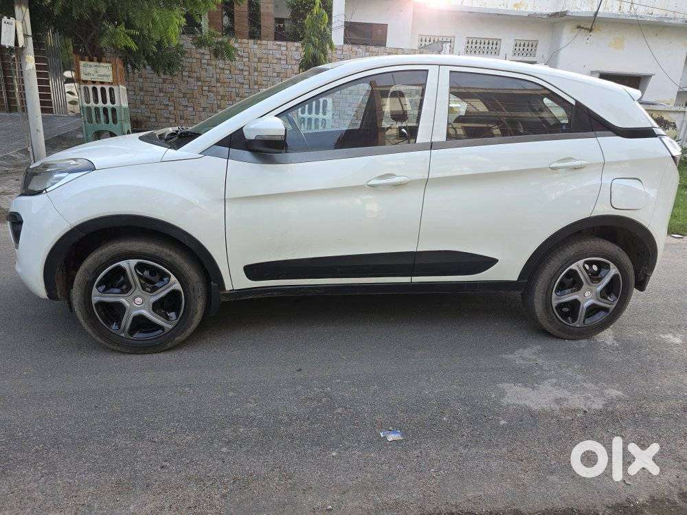 Tata Nexon 1.5 Revotorq Xm Plus (s), 2018, Diesel