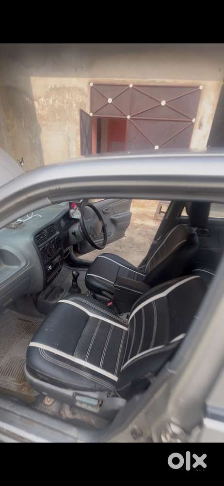 Centre Lock Petrol Car