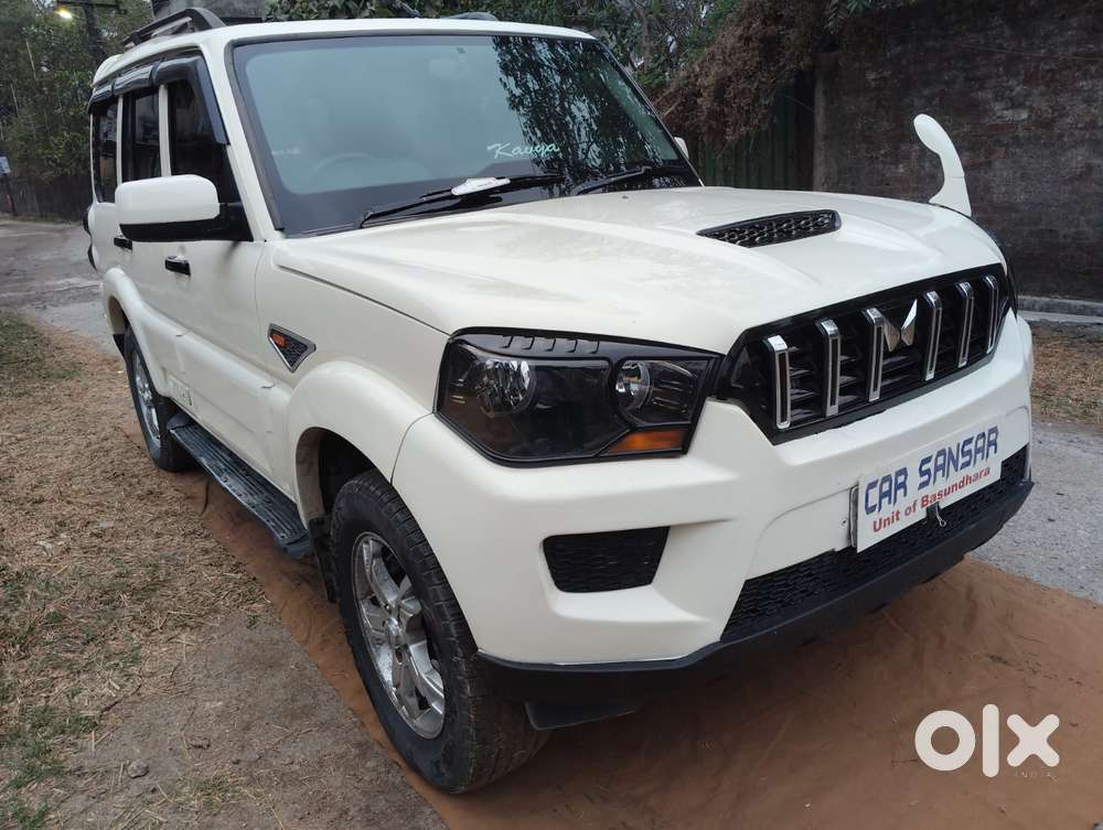 Mahindra Scorpio S4, 2016, Diesel