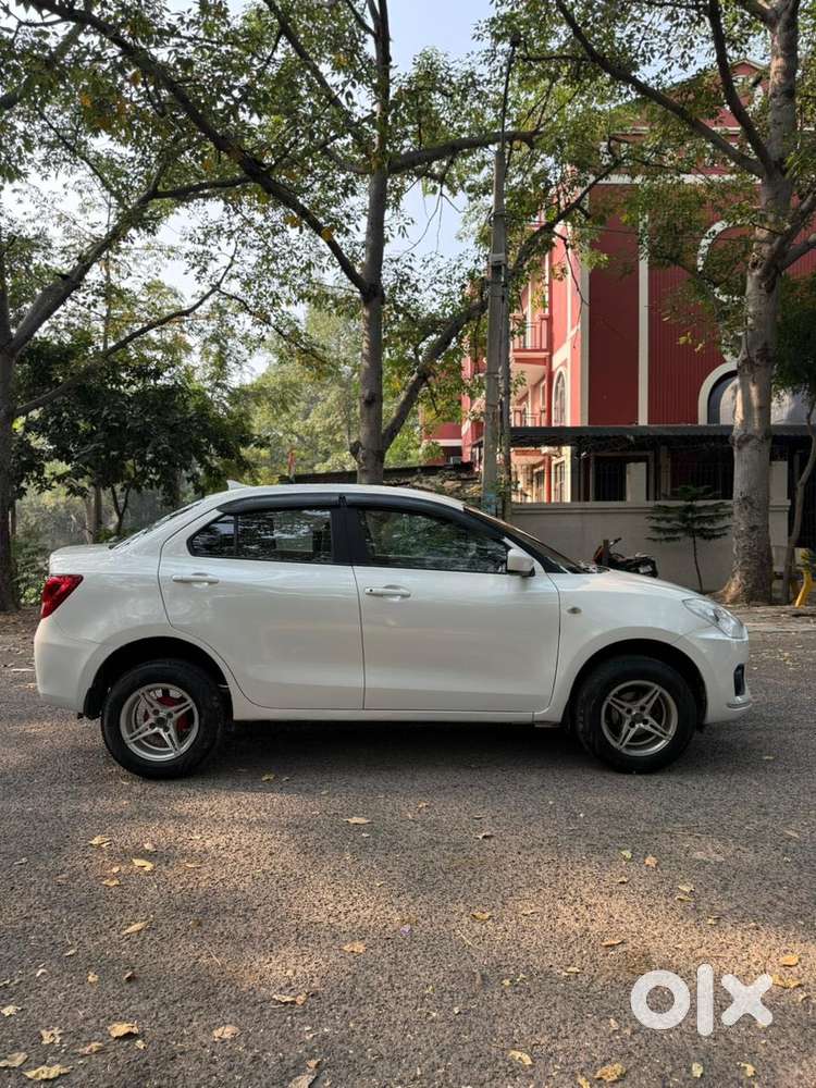 Maruti Suzuki Swift Dzire Lxi Optional-o, 2019, Cng & Hybrids