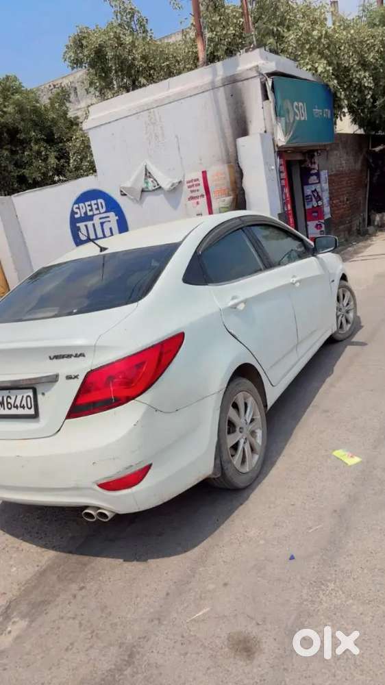 Hyundai Verna 2011 Petrol Well Maintained
