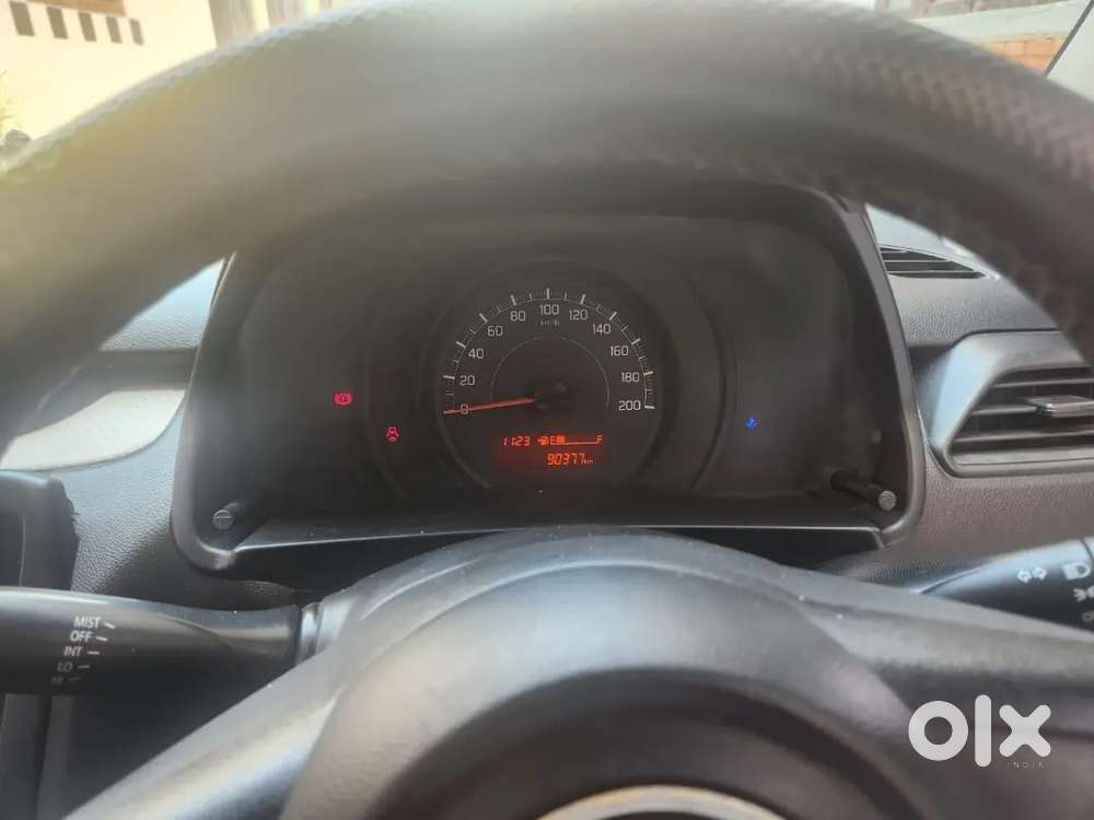 2018 Maruti Suzuki Swift Lxi 2nd Owner