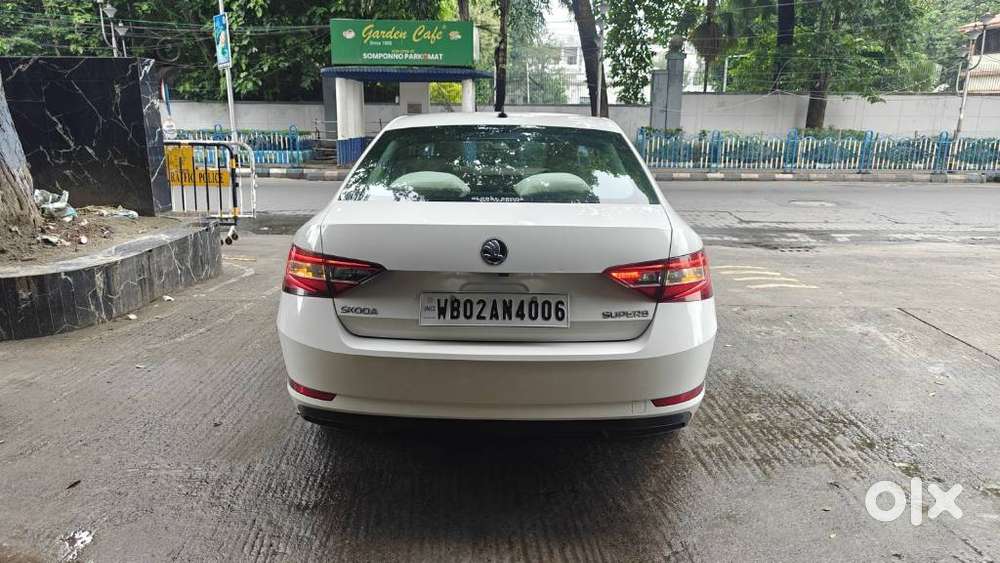 Skoda Superb 2.0 Tsi At L&k, 2018, Petrol