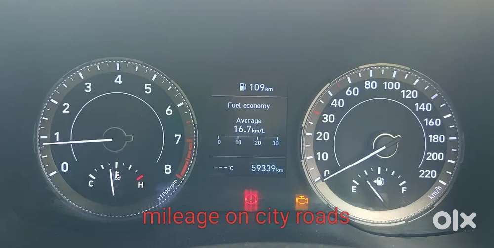 Hyundai Venue Sx Turbo Well Maintained With Good Mileage
