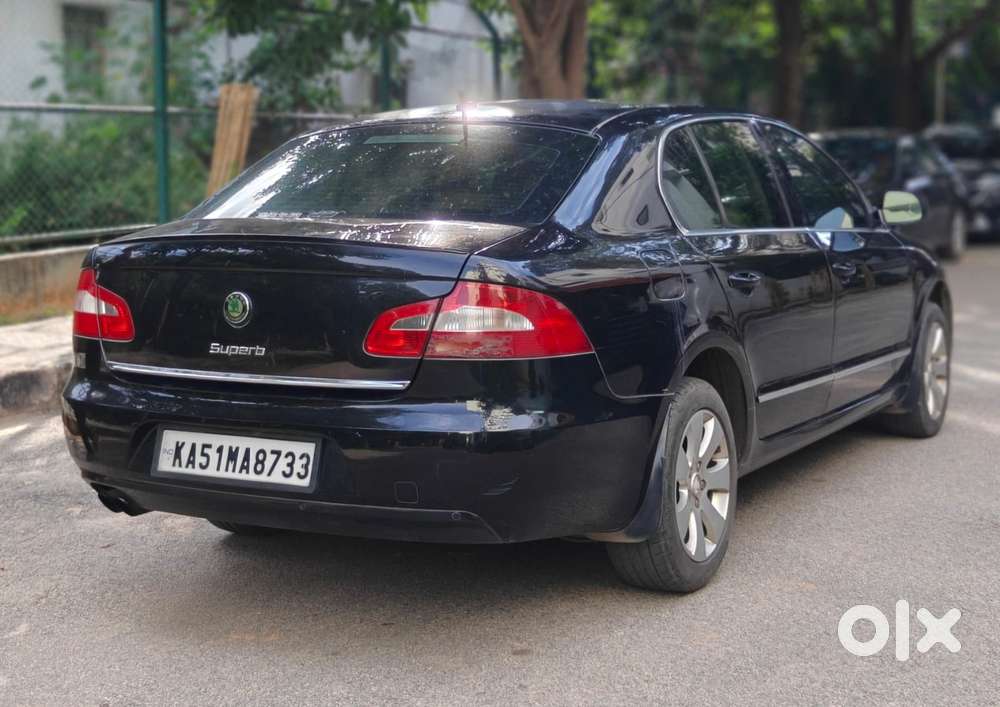 Skoda Superb 1.8 Elegance Tsi At, 2011, Petrol