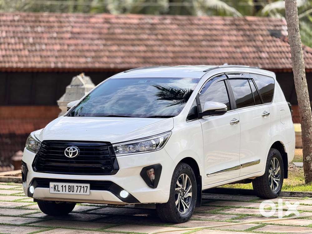 Toyota Innova Crysta 2.8 Gx At 8s, 2021, Diesel