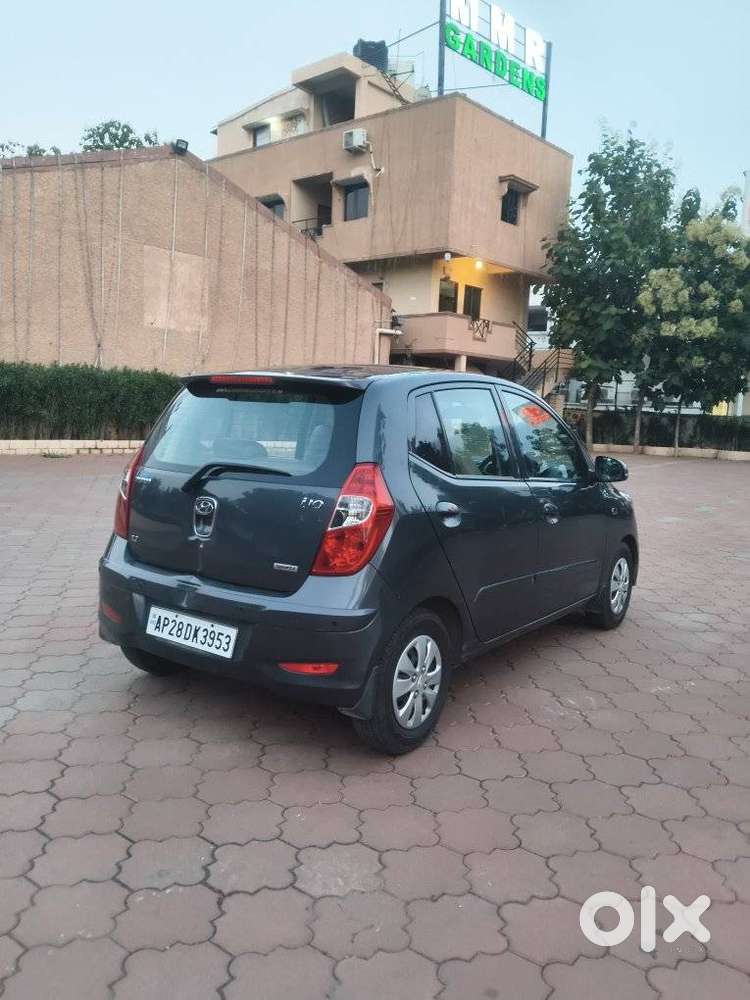 Hyundai I10 Sportz, 2011, Petrol