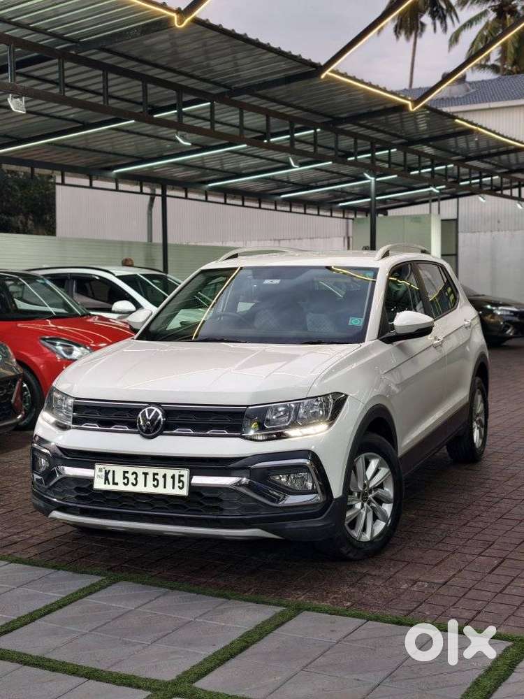 Volkswagen Taigun 1.0 Tsi Highline At, 2022, Petrol