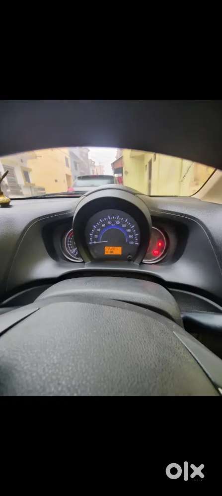 Honda Amaze 2015 Petrol 60000 Km Driven