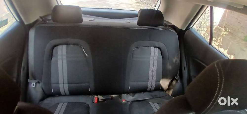 Hyundai Venue Sx (o) Mt 1.5 Diesel, 2021, Diesel