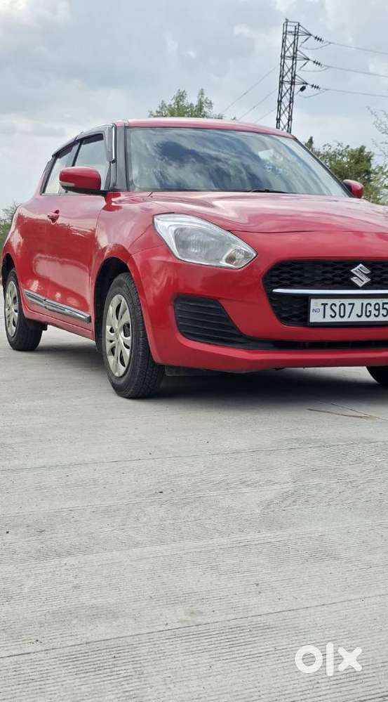 Maruti Suzuki Swift Vxi + Manual, 2022, Petrol