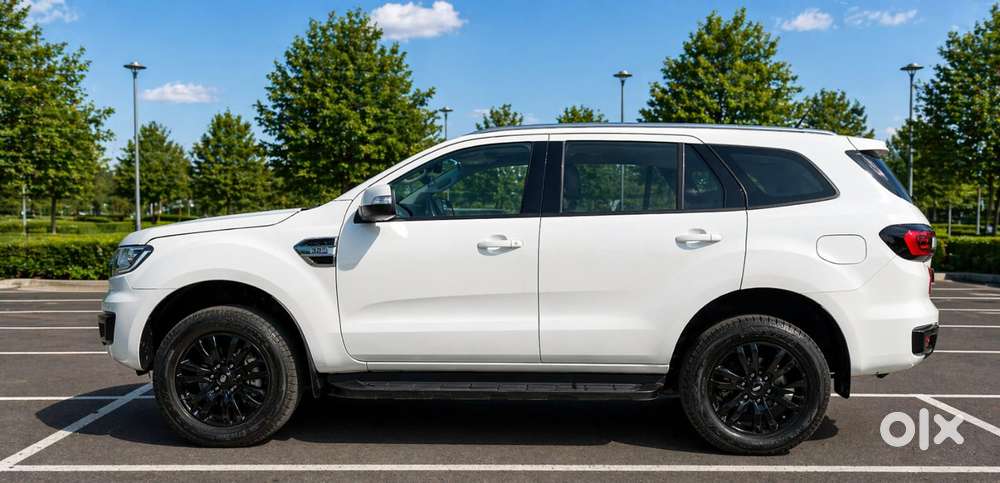 Ford Endeavour 3.2 Titanium 4x4 At, 2017, Diesel