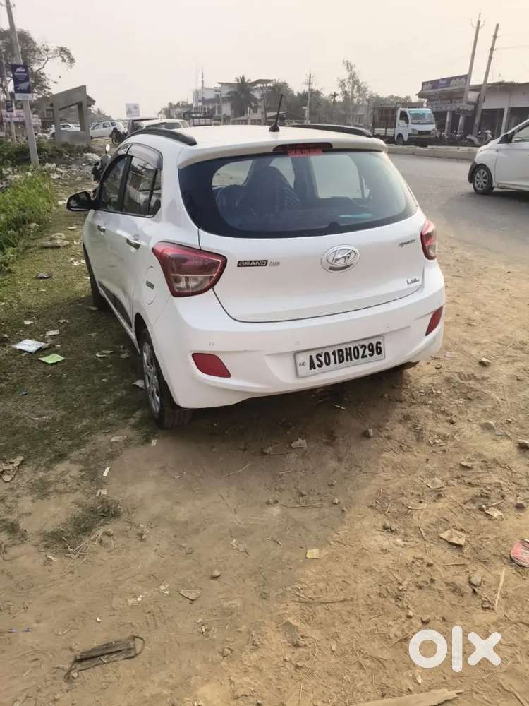 Hyundai Grand I10 2013 Petrol 72000 Km Driven