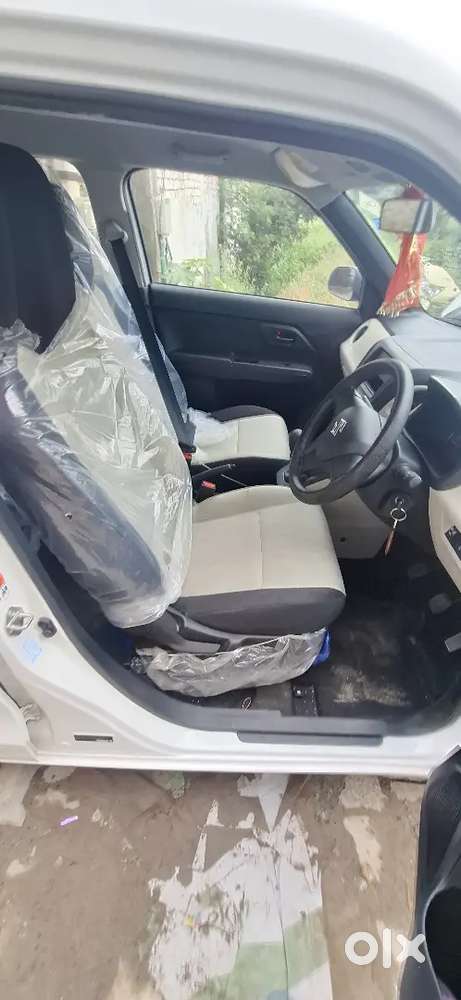 Wagon R Lxi Cng 2025 4 Tyre Like New Scratches Less Car