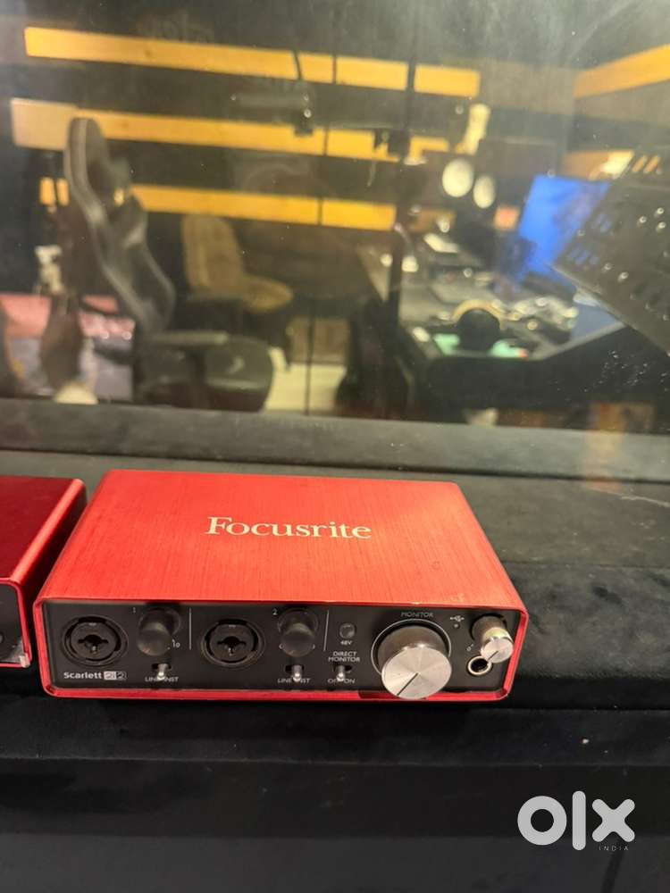 Focusrite scarlet 2i2 soundcard audio interface