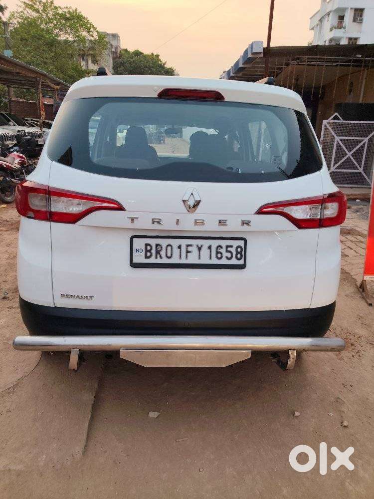 Renault Triber Rxl, 2023, Petrol
