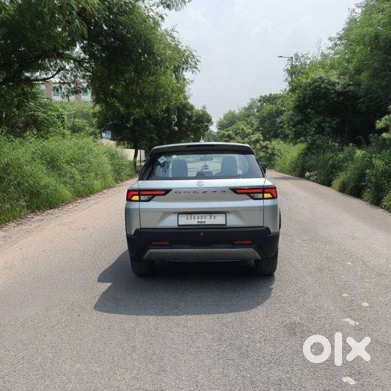 Maruti Suzuki Brezza 1.5 Lxi Cng, 2024, Cng & Hybrids